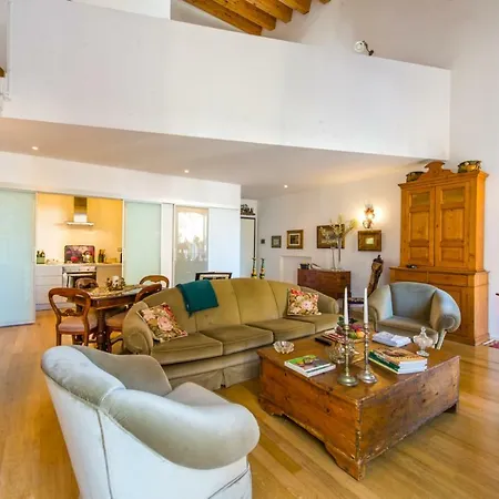 Charming In The Center By Wonderful Italy